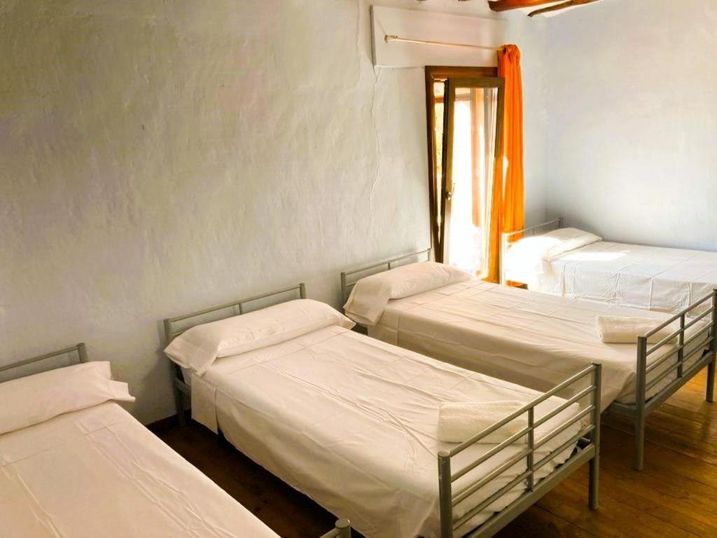 La Casa Magica Hostel Villatuerta Exterior photo